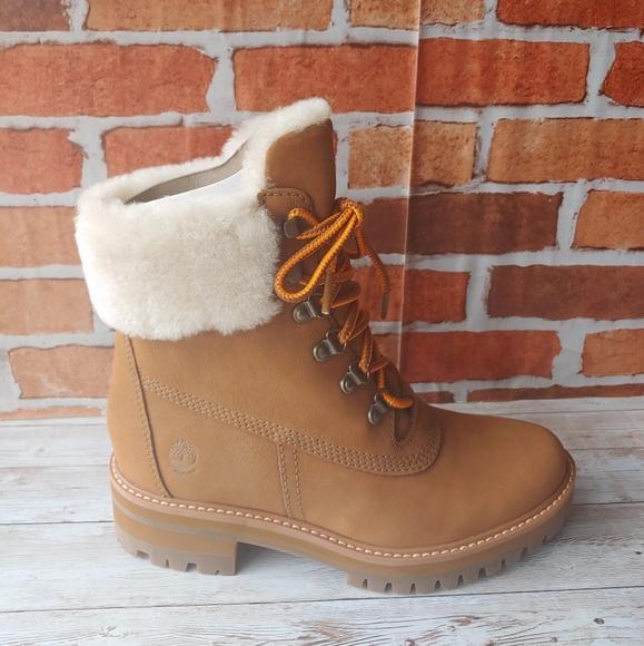 timberland women's courmayeur valley wp 6in with shearling